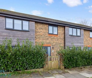 3 bedroom terraced house to rent - Photo 6