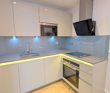 2 bedroom apartment to rent - Photo 2