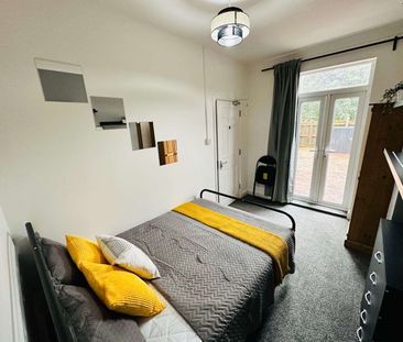 💡 All-Inclusive Double Room | in Rotherham Room 3 - Photo 4