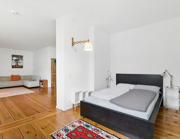 ***Möblierter stilvoller Zwei-Zimmer-Altbau mit modernem Komfort in Toplage (Für 6-12 Monate)*** - Photo 1