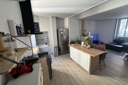 Appartement T2 meublé à louer à TOURNON - Photo 3