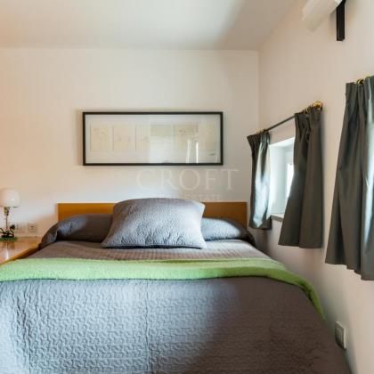 A Charming Penthouse with a Balcony in the Heart of Rome. In Residence with consierge, A/C , WIFI.Rif. #1946 - Photo 3