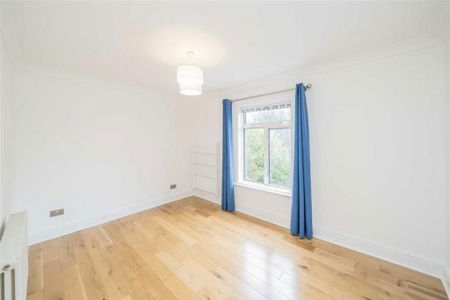 6 bedroom semi-detached house to rent - Photo 2