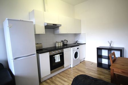 Ground Flat, 13 Kelso Road, LS2 9PR, Leeds - Photo 5