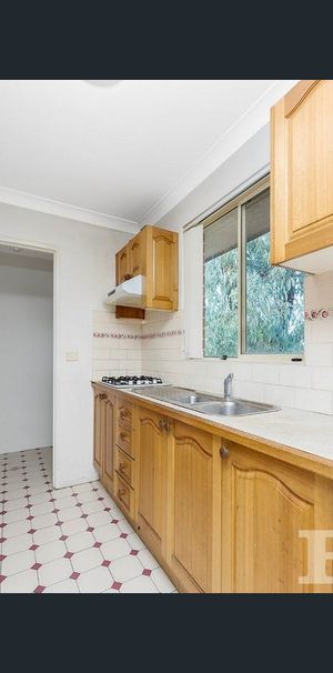 TWO BEDROOM 2 BATHROOM UNIT IN PRIME LOCATION - Photo 1