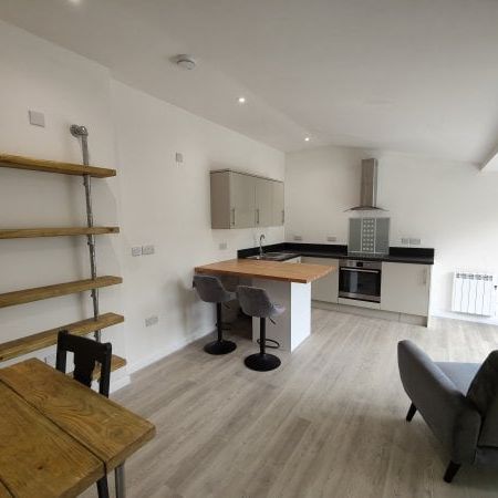 Falmouth, Falmouth, TR11 - Photo 1