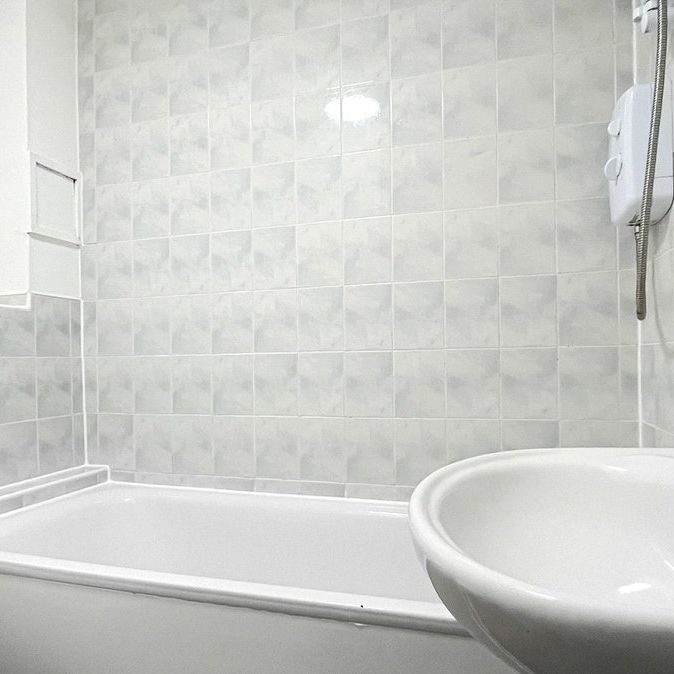 1 bedroom property to rent - Photo 1