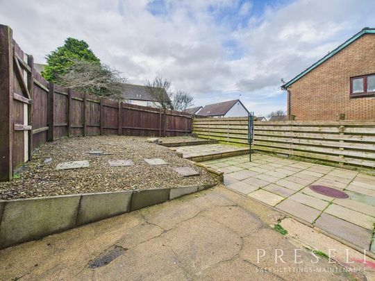 2 bedroom semi-detached house to rent - Photo 1