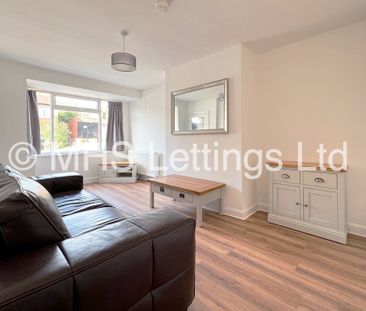 2 Bedroom Mid Terraced House for rent in Welton Mount - Photo 4
