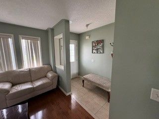 For Lease - 1 Pearl Drive Unit# Main, Orillia, Ontario - Photo 3