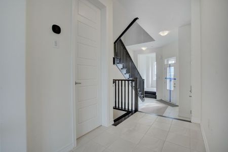 For Lease - 546 Fir Court, Milton, Ontario - Photo 4