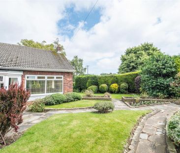 2 bedroom detached bungalow to rent - Photo 2