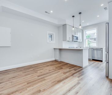 For Lease - 17 Lockwood Road Unit# B, Toronto, Ontario - Photo 3