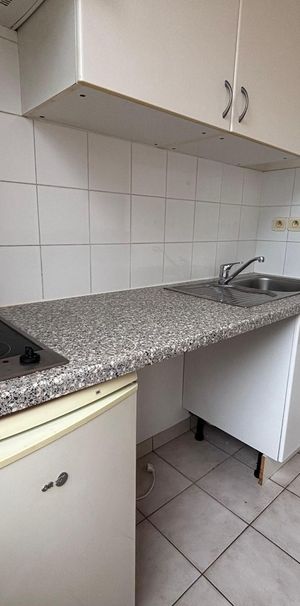 Location Appartement 1 pièce 27m² PERPIGNAN 66000 - Photo 1