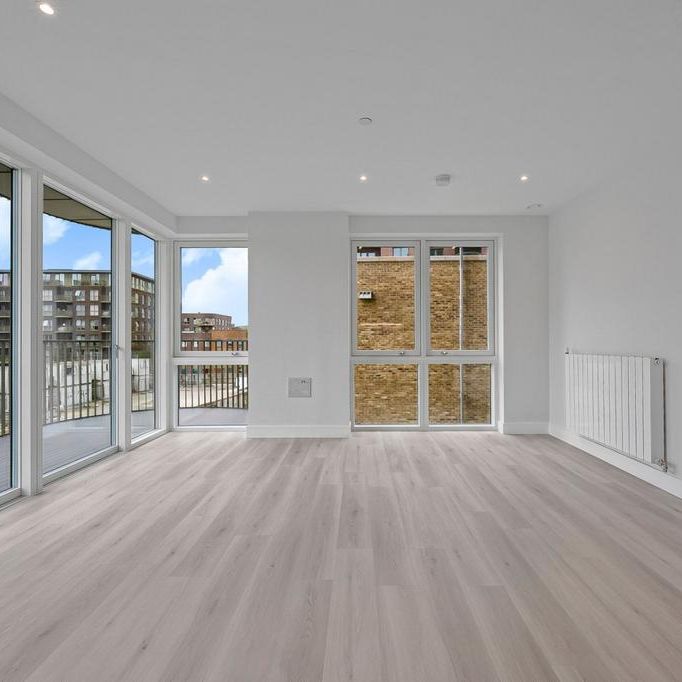 3 bedroom flat to rent - Photo 1