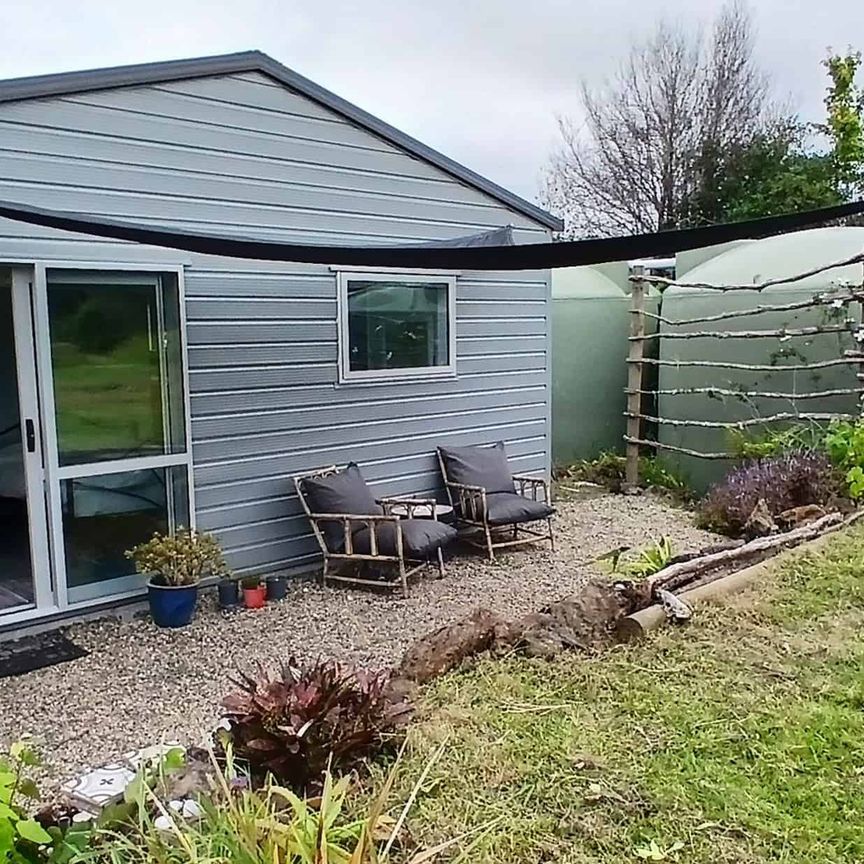 A peaceful, private self-contained studio - Photo 1