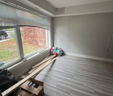 173 Henderson Ave - Photo 1