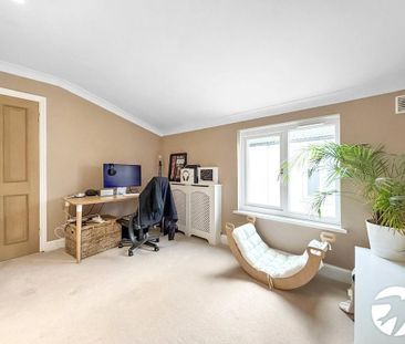 3 bedroom terraced house to rent - Photo 6