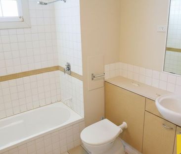 Café Life & Convenience: Secure, Furnished 1-Bed Unit in the City C... - Photo 3