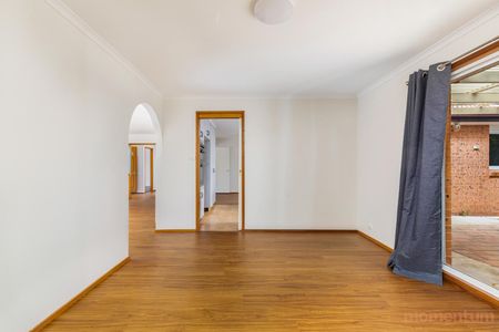 130 Julia Flynn Avenue, Isaacs ACT 2607 - House For Rent | Domain - Photo 5