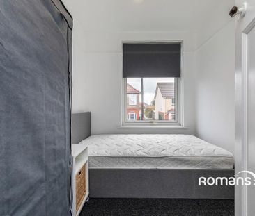 4 bedroom terraced house to rent - Photo 6