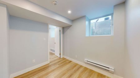 For Lease - 545 Northcliffe Boulevard Unit# Lower, Toronto, Ontario - Photo 5