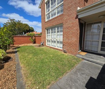 1/95-101 Murrumbeena Road, Murrumbeena VIC 3163 - Apartment For Ren... - Photo 2