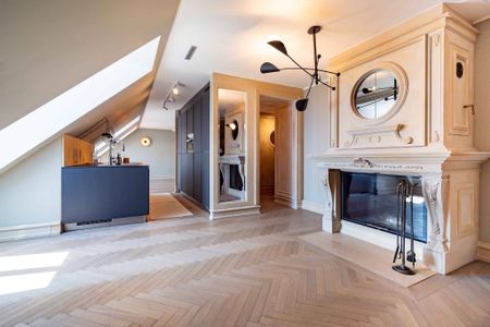 Beautiful apartment offering a unique character and stunning views of the lake - Photo 2