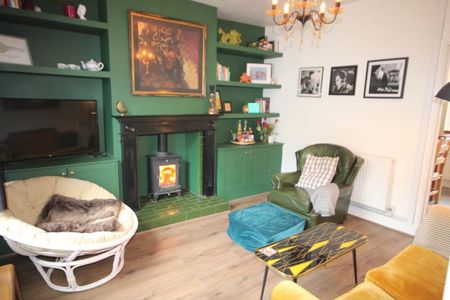 2 bedroom terraced house to rent - Photo 5