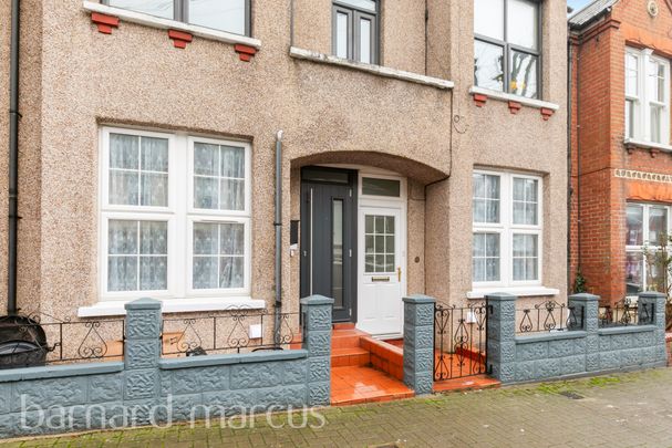 Idlecombe, London - Photo 1