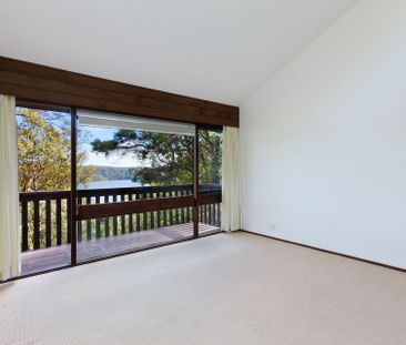 34 Hilltop Road, Avalon Beach. - Photo 2