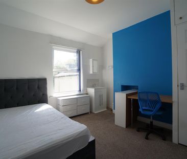 11 College Road - Photo 2