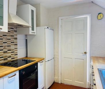 2 bedroom cottage to rent - Photo 3