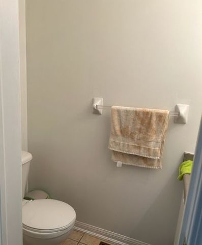 For Lease - 179 Dallimore Circle, Toronto, Ontario - Photo 2