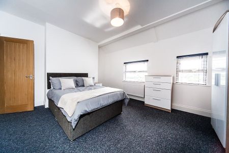 Providence Avenue, Woodhouse, Leeds - Photo 3