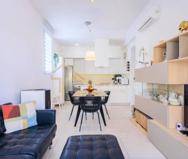 Lomas de Cabo Roig - modern 3 bedroom villa to rent in Orihuela Costa - Photo 3