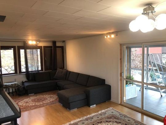 Sandhamnsgatan, Västra Frölunda - Photo 1