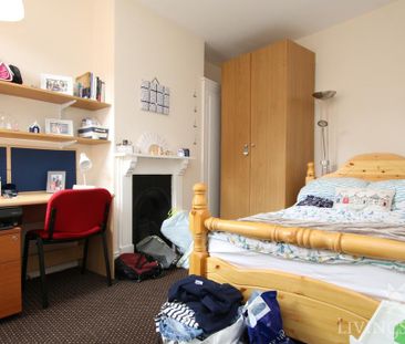 4 bedroom terraced house to rent - Photo 2