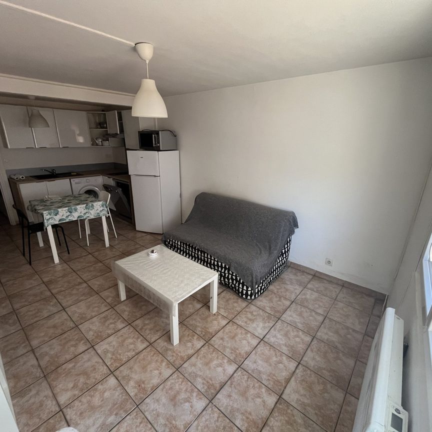 proche campus /tram - Photo 1