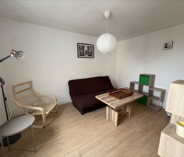 Location Appartement 1 pièce 23m² - Photo 1