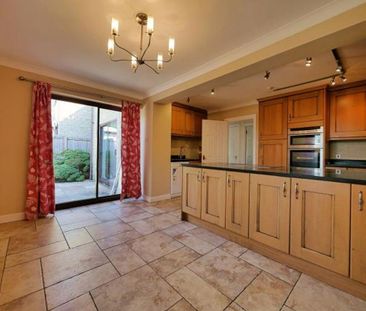 5 bedroom detached house to rent - Photo 6