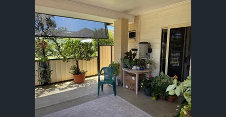 Low Maintenance, Location, Convenience - Photo 4