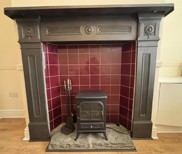 2 bedroom private hall to rent - Photo 2