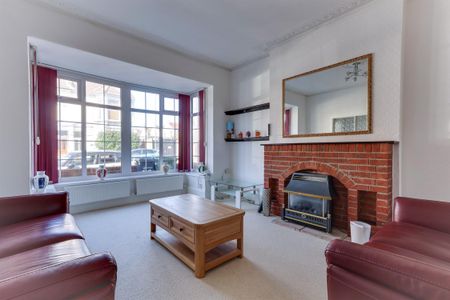 Francis Avenue, Southsea Unfurnished - Photo 3