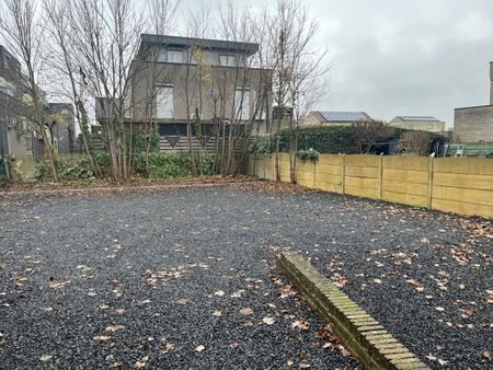 Gezellig en mooi gerenoveerd appartement met 2 slaapkamers en privé-garage op toplocatie in Dilsen-stokkem. - Photo 2