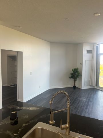 For Lease - 35 Saranac Boulevard Unit# PH4, Toronto, Ontario - Photo 5