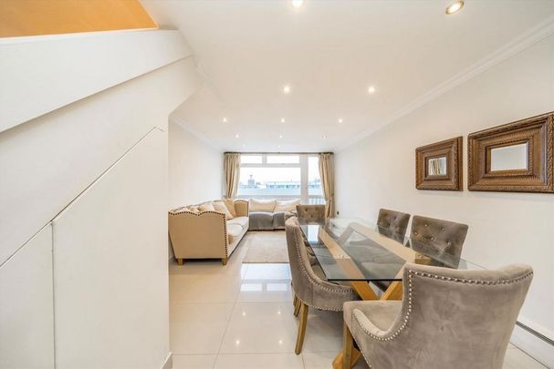 3 bedroom flat to rent - Photo 1