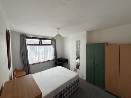 4 Bed Terraced House, Filton Avenue, BS7 - Photo 4