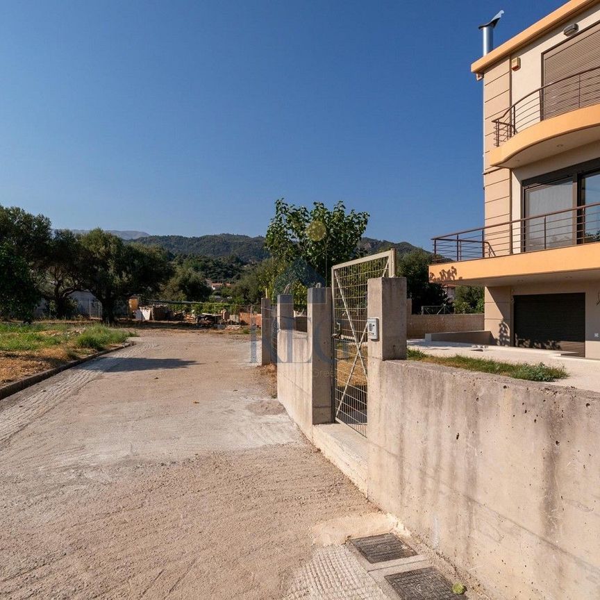 Μεζονέτα για ενοικίαση Κάτω Αραχοβίτικα (Ρίο) - Photo 1