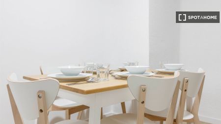 valencia, Valencian Community 46020 - Foto 2
